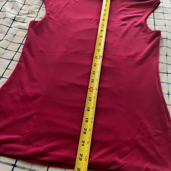 Used Women’s Elegant Red Ruched Top - Picture 6 of 10
